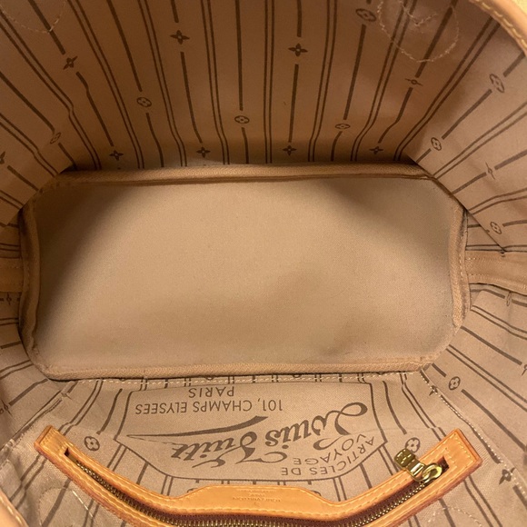 Louis Vuitton Monogram Neverfull PM - Picture 2 of 13